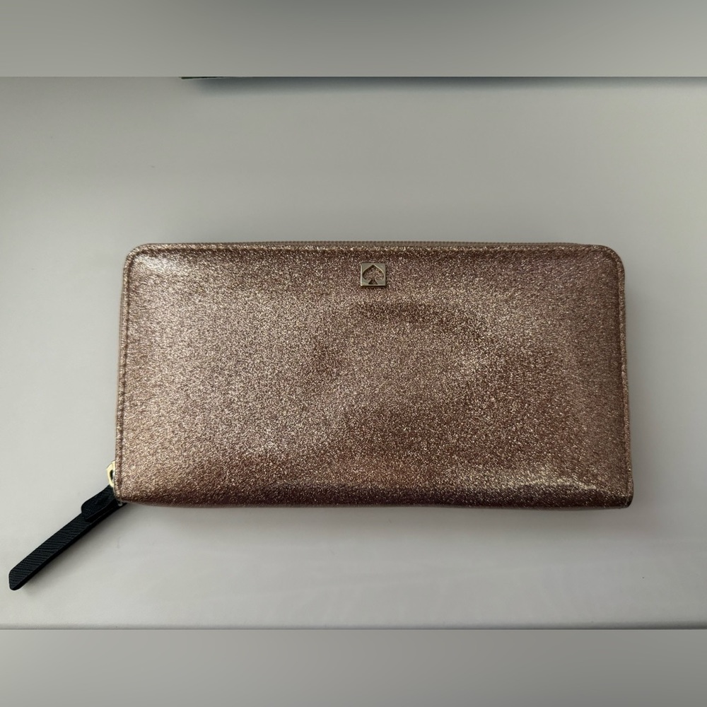 Kate Spade Rose Gold wallet